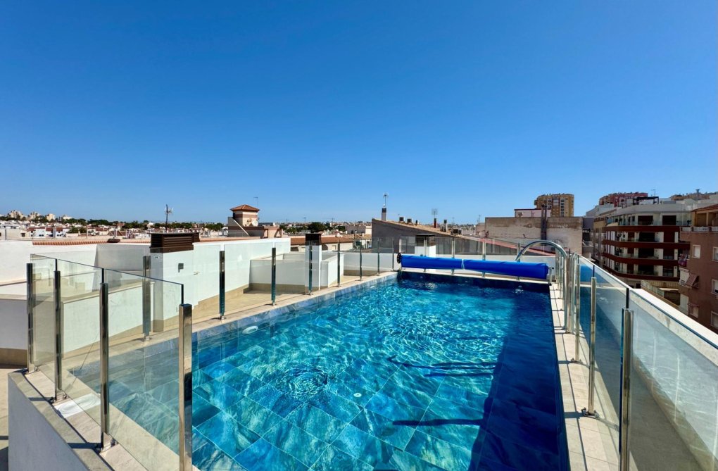 Resale - Apartment - Torrevieja - Habaneras