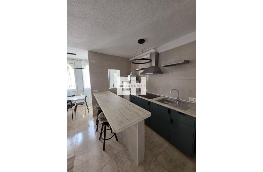 Resale - Apartment - Torrevieja - La Mata Pueblo