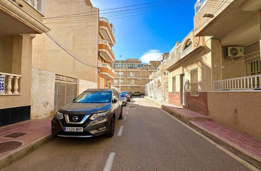 Resale - Apartment - Torrevieja - La Mata Pueblo