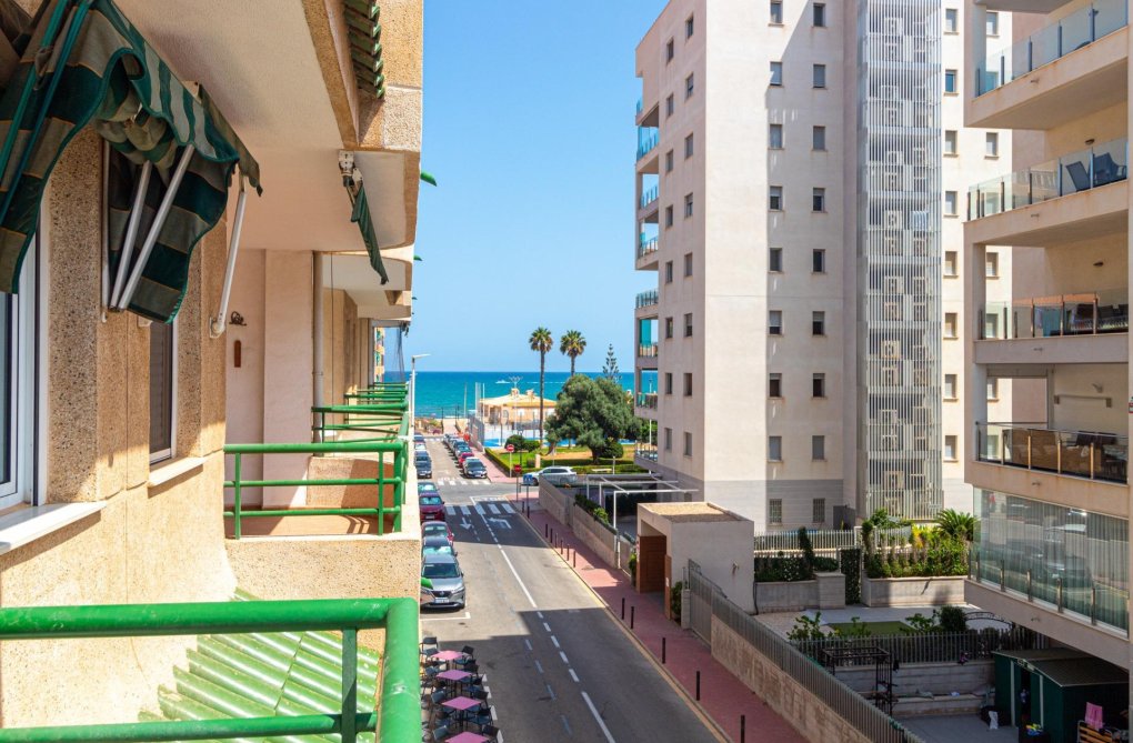 Resale - Apartment - Torrevieja - La Mata Pueblo