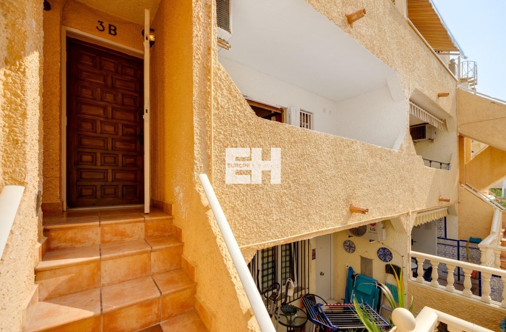 Resale - Apartment - Torrevieja - La Mata