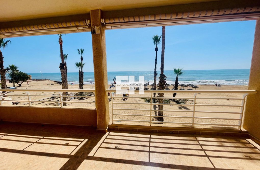 Resale - Apartment - Torrevieja - La Mata