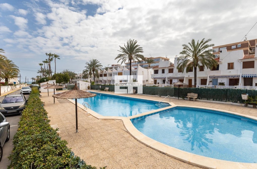 Resale - Apartment - Torrevieja - La Veleta
