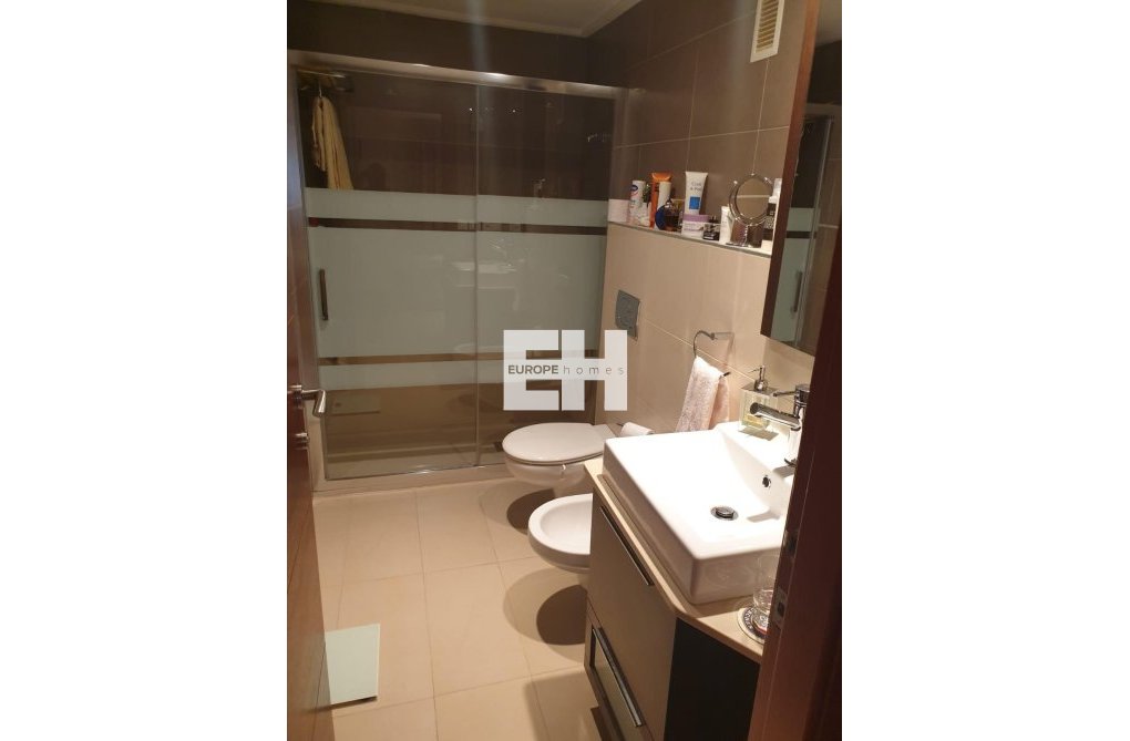 Resale - Apartment - Torrevieja - Las Piscinas Naturales