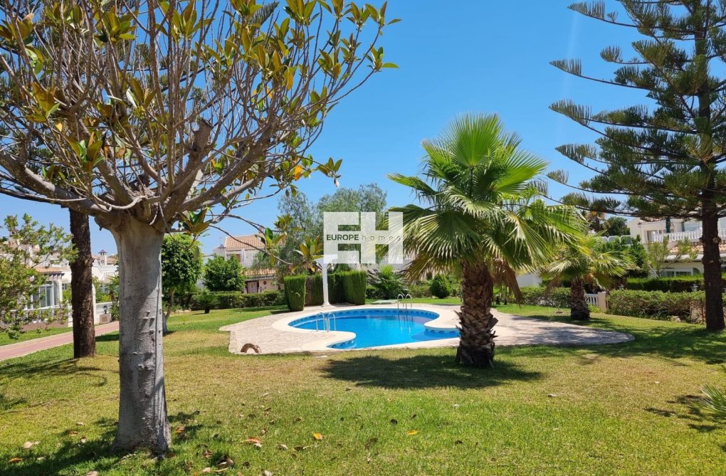Resale - Apartment - Torrevieja - Los Balcones - Los Altos Del Edén