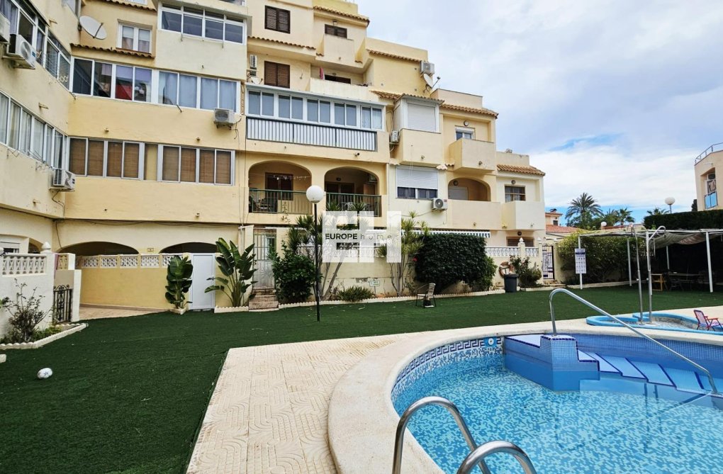 Resale - Apartment - Torrevieja - Nueva Torrevieja