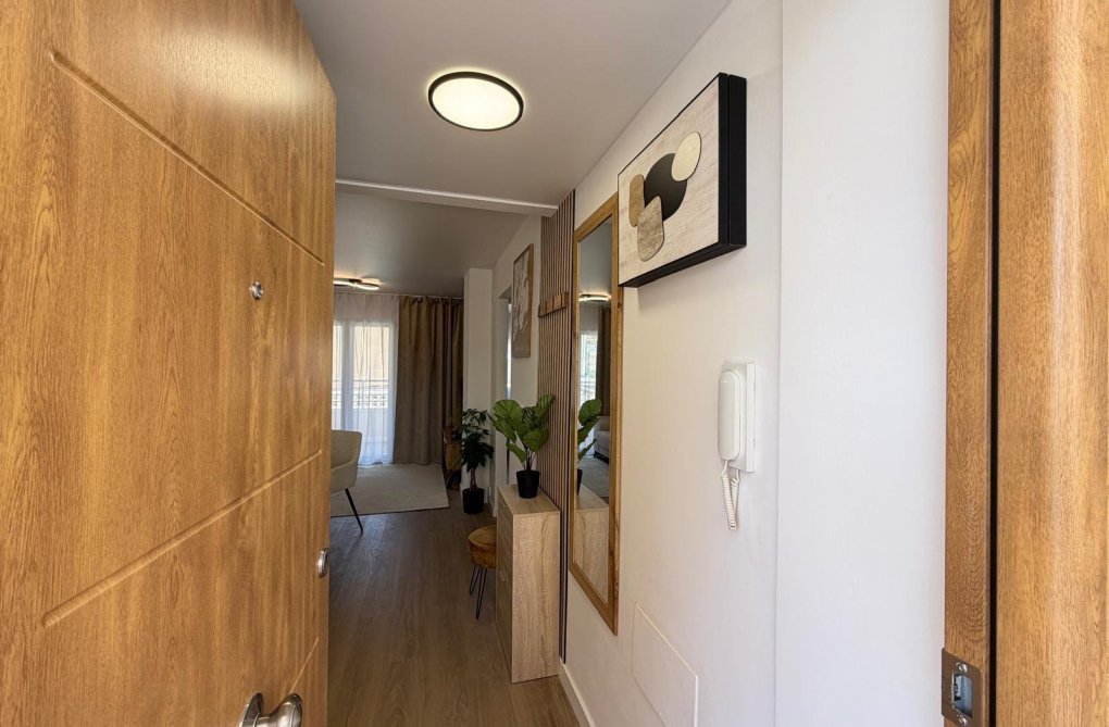 Resale - Apartment - Torrevieja - Nueva Torrevieja