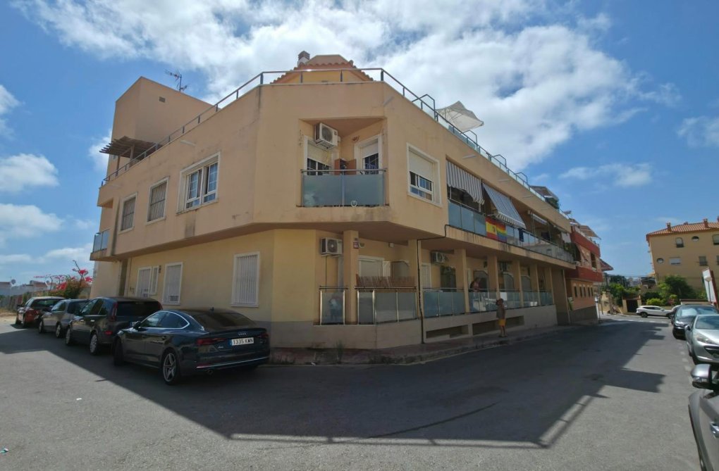 Resale - Apartment - Torrevieja - Nueva Torrevieja