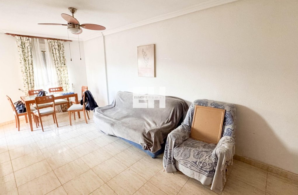 Resale - Apartment - Torrevieja - Parque De Las Naciones