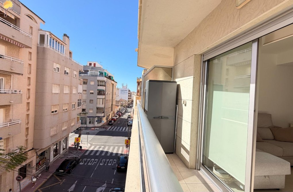 Resale - Apartment - Torrevieja - Parque De Las Naciones