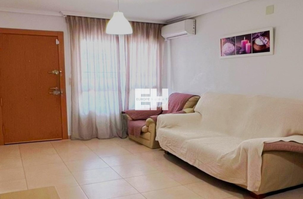 Resale - Apartment - Torrevieja - Playa de los Locos