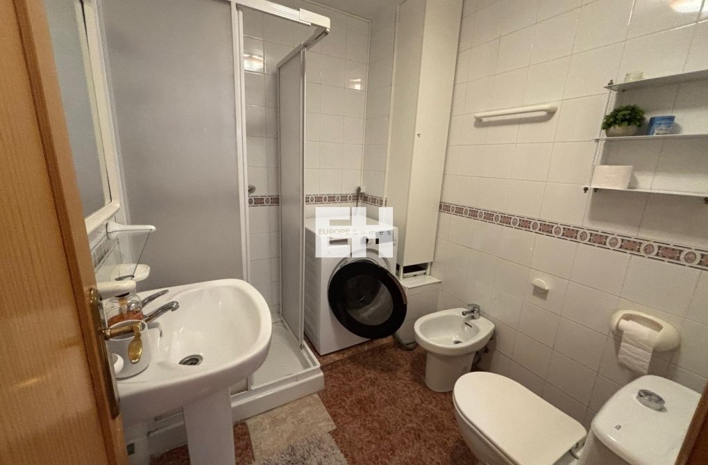 Resale - Apartment - Torrevieja - Playa de los Locos