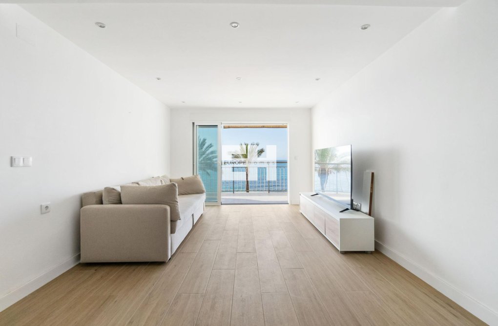 Resale - Apartment - Torrevieja - Playa del Cura