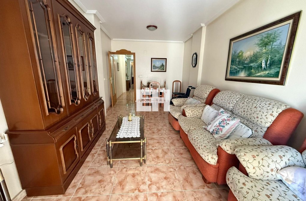 Resale - Apartment - Torrevieja - Playa del Cura