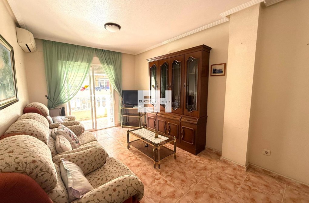 Resale - Apartment - Torrevieja - Playa del Cura