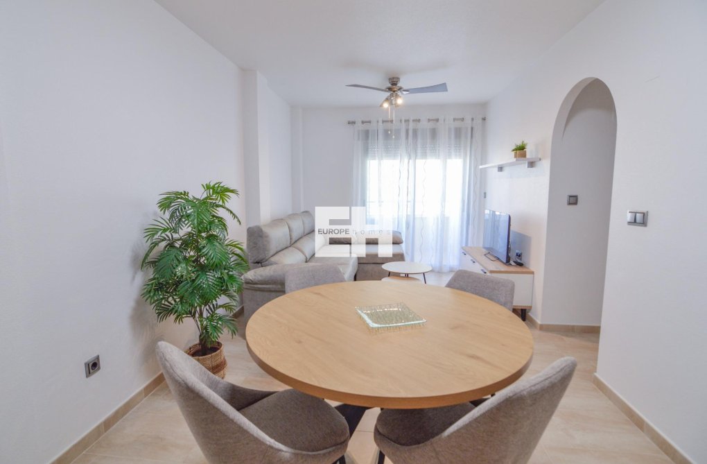 Resale - Apartment - Torrevieja - Playa del Cura
