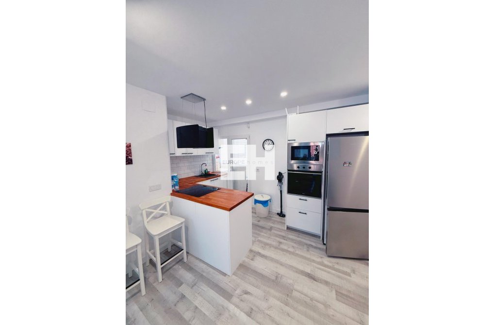 Resale - Apartment - Torrevieja - Playa del Cura