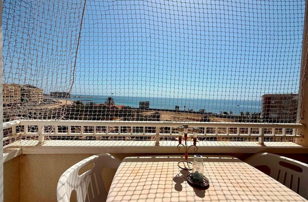Resale - Apartment - Torrevieja - Playa del Cura
