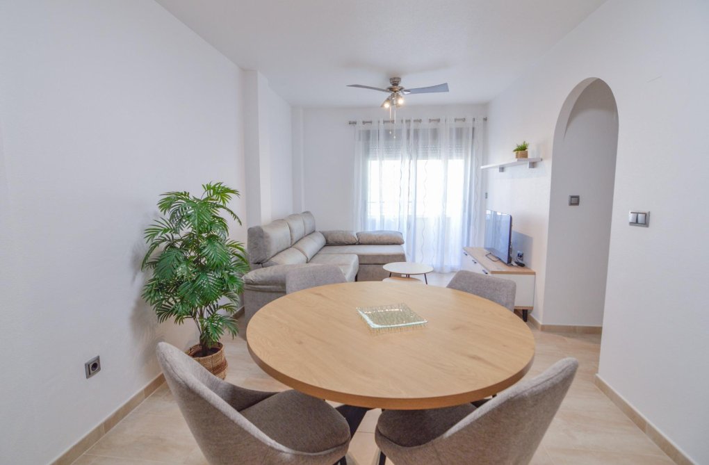 Resale - Apartment - Torrevieja - Playa del Cura