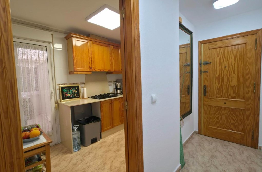 Resale - Apartment - Torrevieja - Playa del Cura