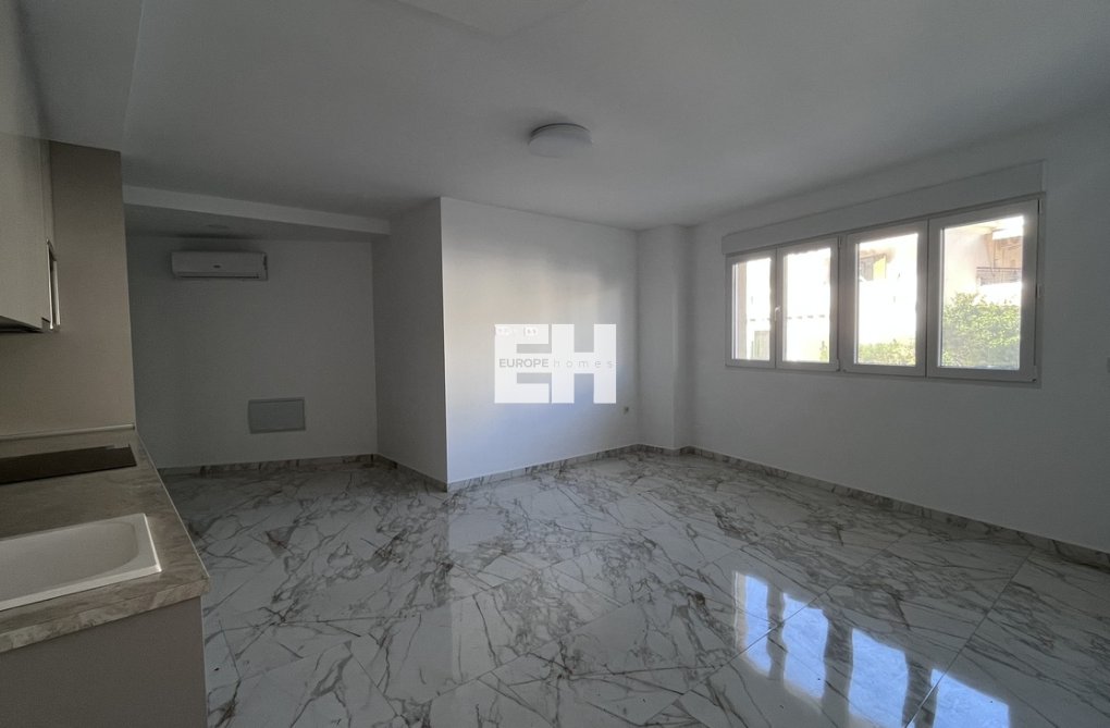 Resale - Apartment - Torrevieja - PLAYA LOS LOCOS
