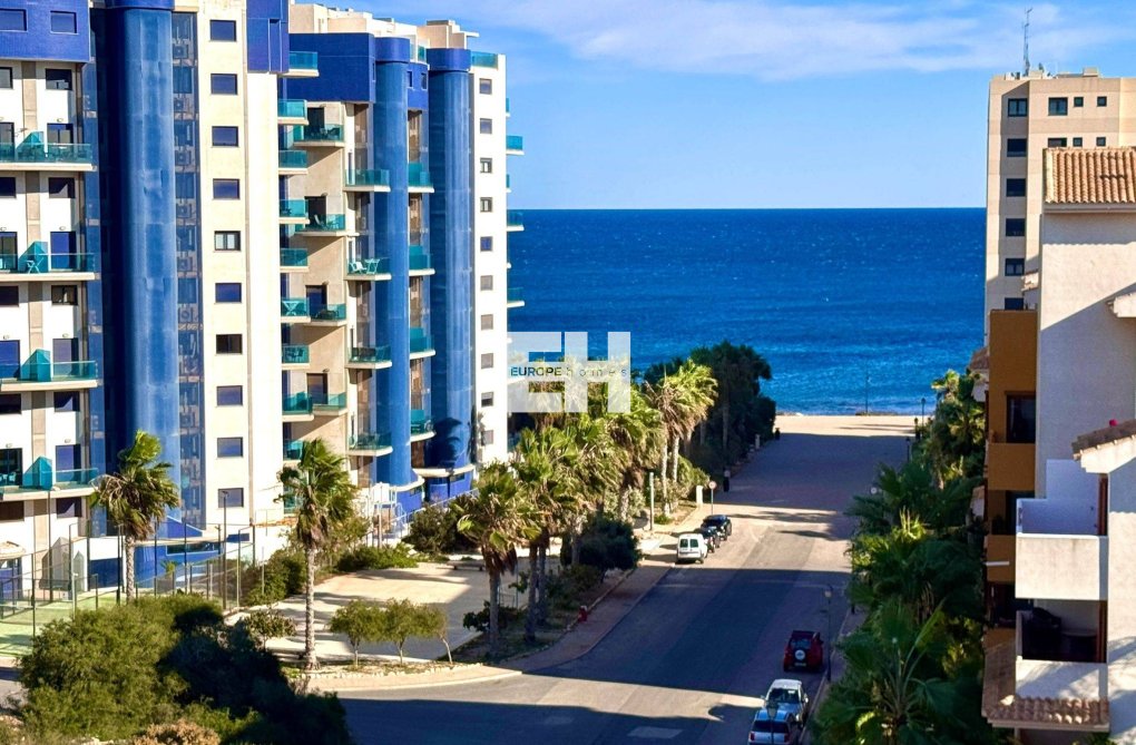 Resale - Apartment - Torrevieja - Punta Prima