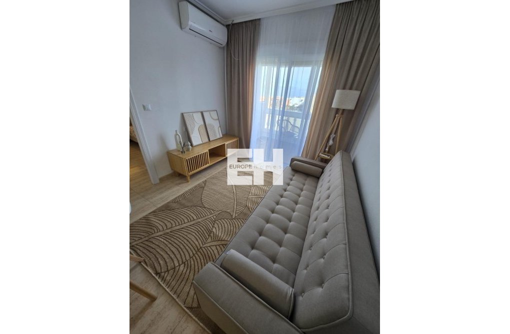 Resale - Apartment - Torrevieja - Torreblanca