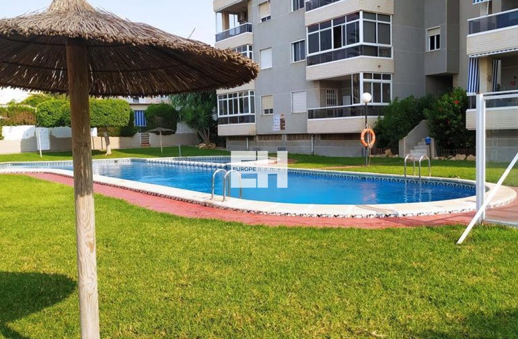 Resale - Apartment - Torrevieja - Torreblanca