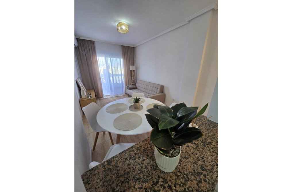 Resale - Apartment - Torrevieja - Torreblanca