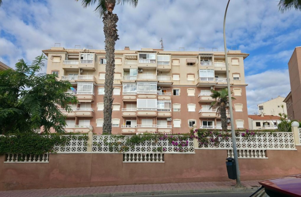 Resale - Apartment - Torrevieja - Torreblanca