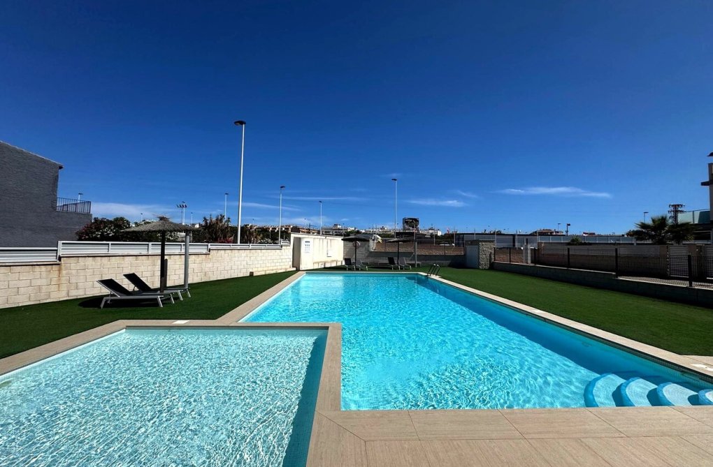 Resale - Apartment - Torrevieja - Torreta Florida