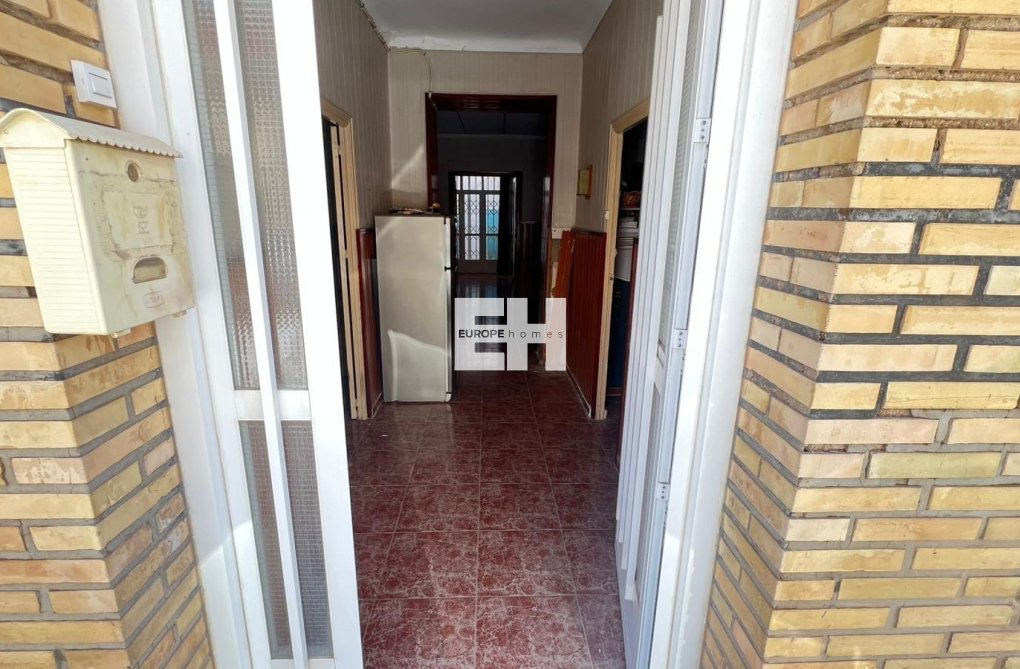 Resale - Apartment - Torrevieja