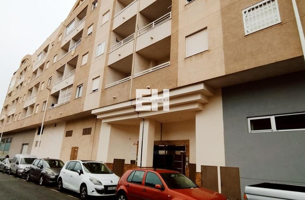 Resale - Apartment - Torrevieja