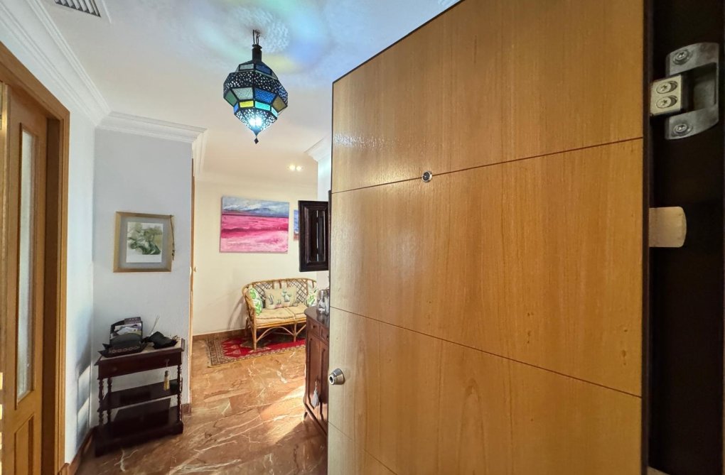 Resale - Apartment - Torrevieja