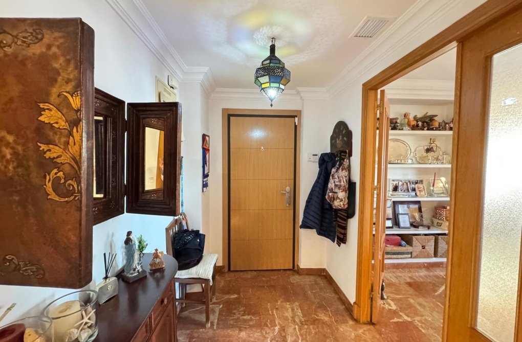 Resale - Apartment - Torrevieja