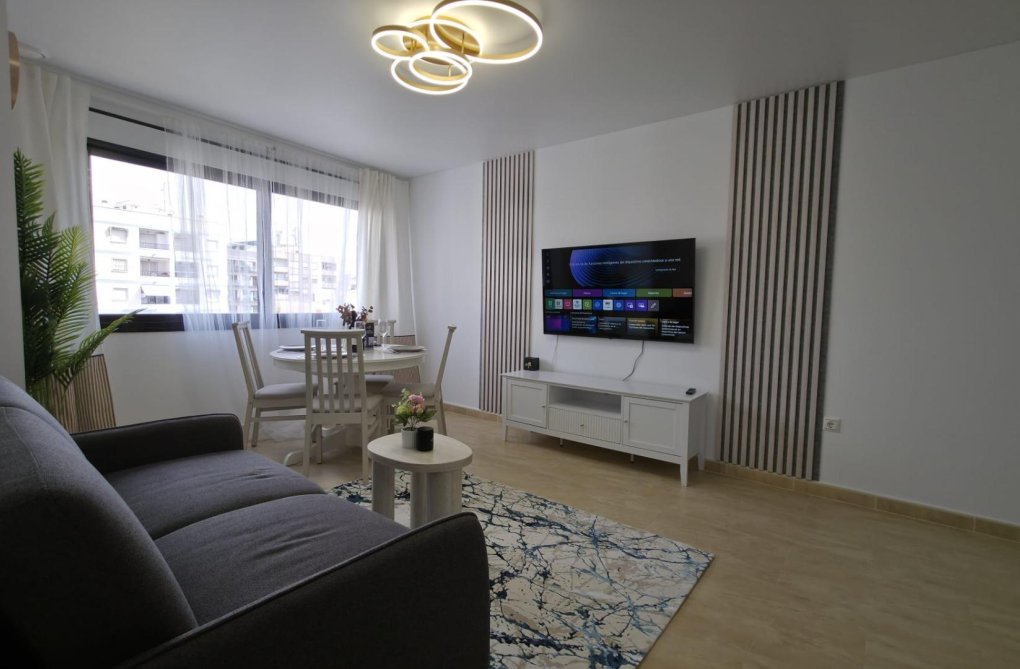 Resale - Apartment - Torrevieja