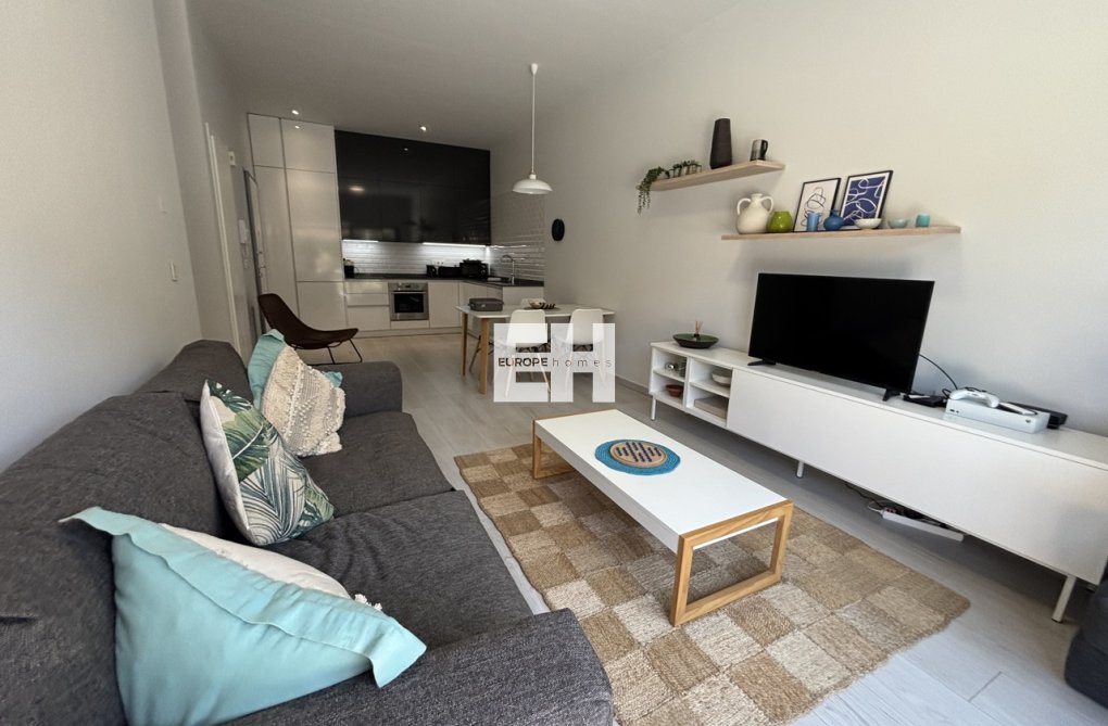 Resale - Apartment - Villamartin - Costa Blanca