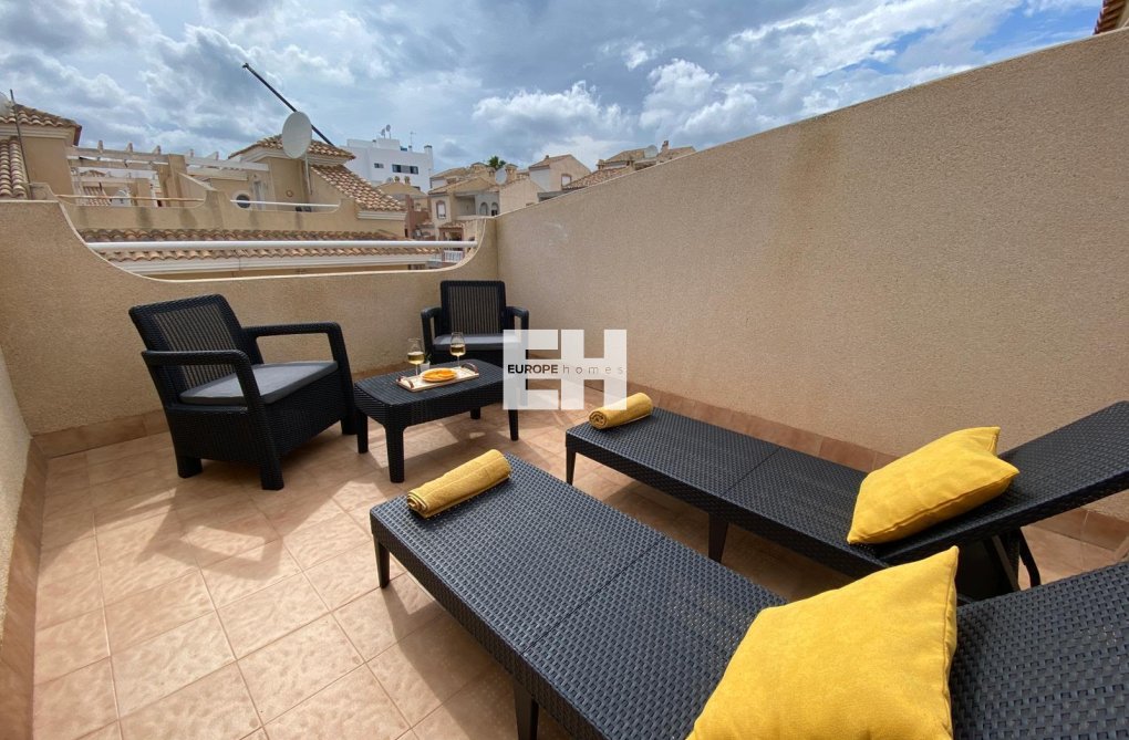 Resale - Apartment - Villamartin - Costa Blanca