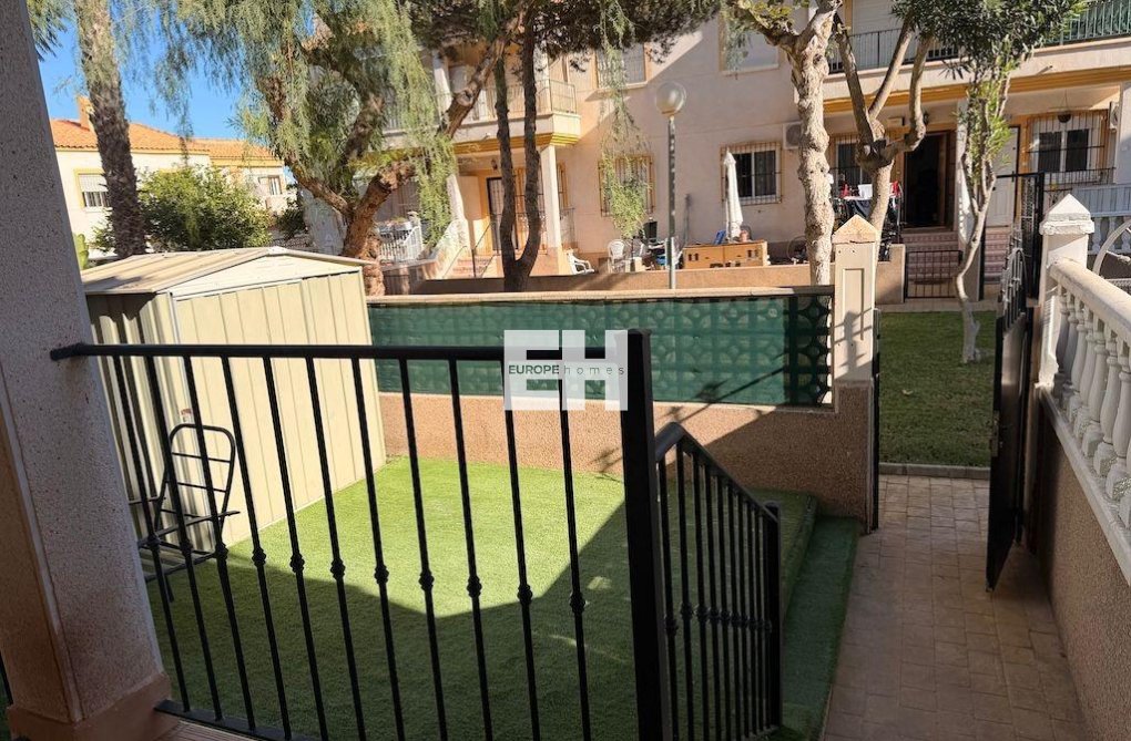 Resale - Bungalow - Orihuela Costa - Costa Blanca