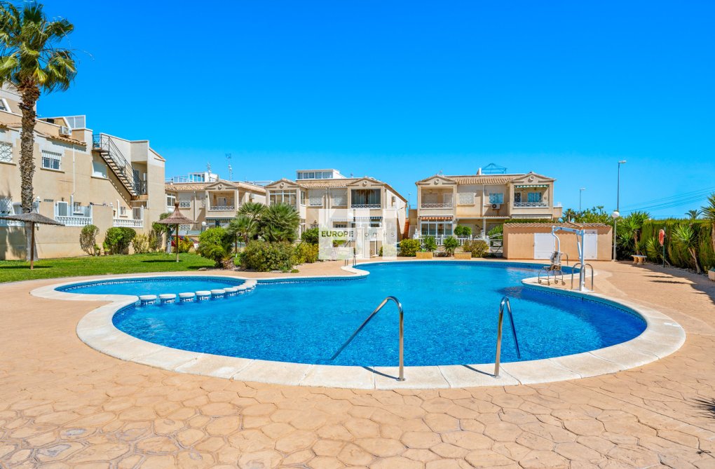 Resale - Bungalow - Orihuela Costa - Costa Blanca