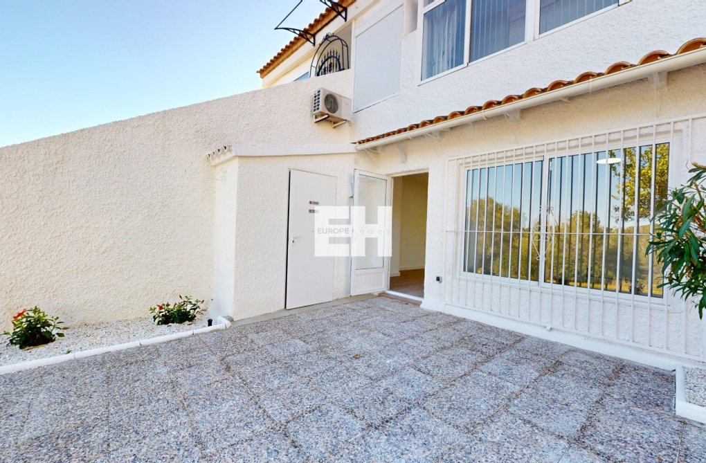 Resale - Bungalow - Orihuela Costa - Costa Blanca