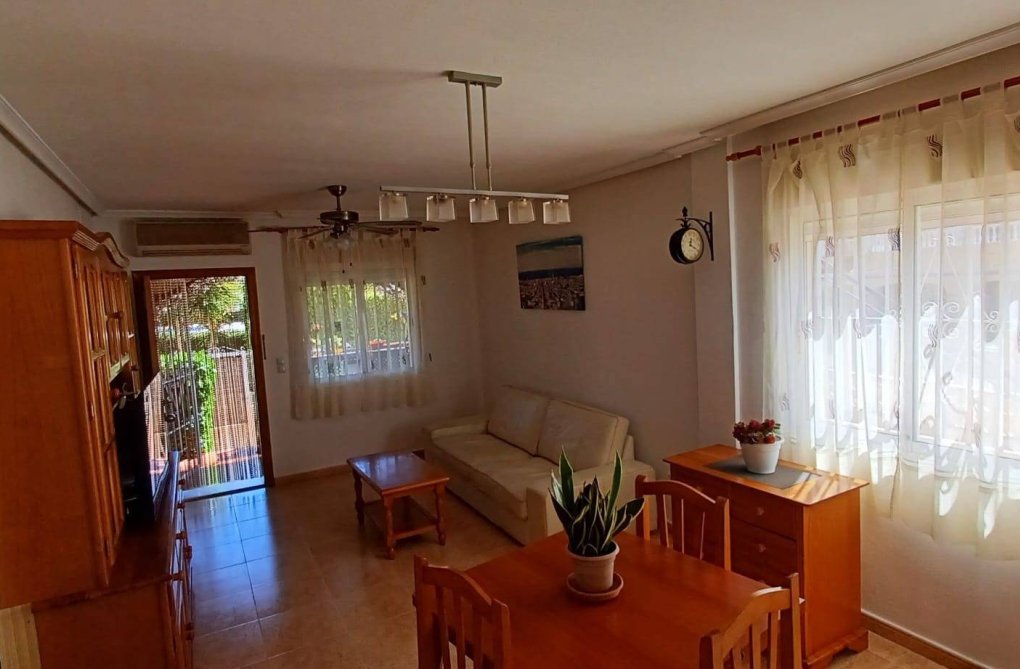Resale - Bungalow - Orihuela Costa - Los Almendros-la Florida