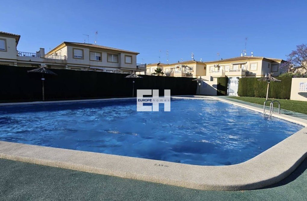 Resale - Bungalow - Orihuela Costa - Playa Flamenca
