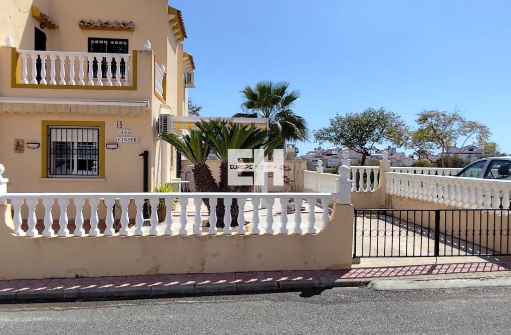 Resale - Bungalow - Orihuela - Urbanización Perla Del Mar