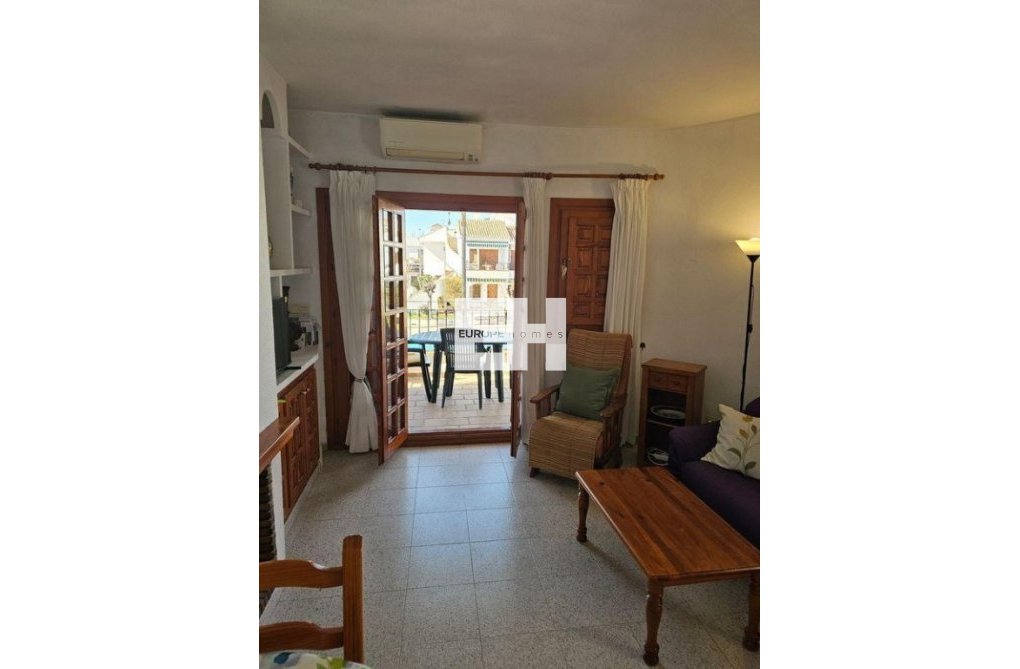 Resale - Bungalow - Pilar de la Horadada - Costa Blanca