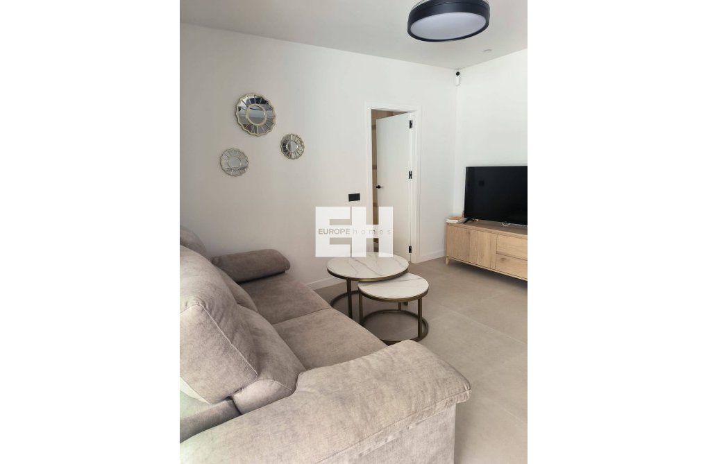 Resale - Bungalow - Pilar de la Horadada - El Mojón