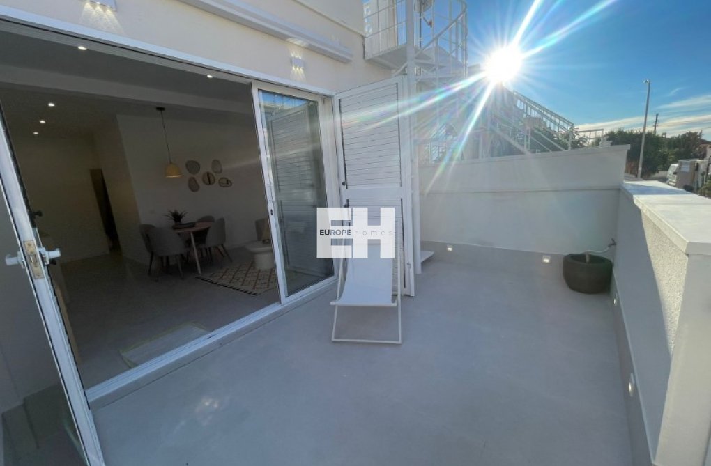 Resale - Bungalow - Torrevieja - Costa Blanca