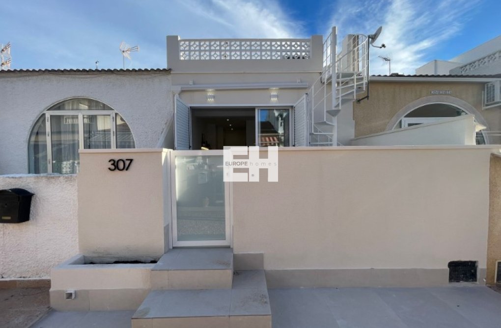 Resale - Bungalow - Torrevieja - Costa Blanca