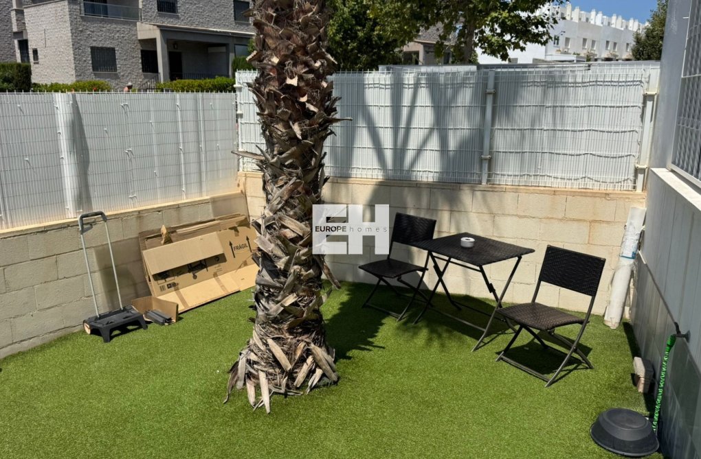 Resale - Bungalow - Torrevieja - Costa Blanca