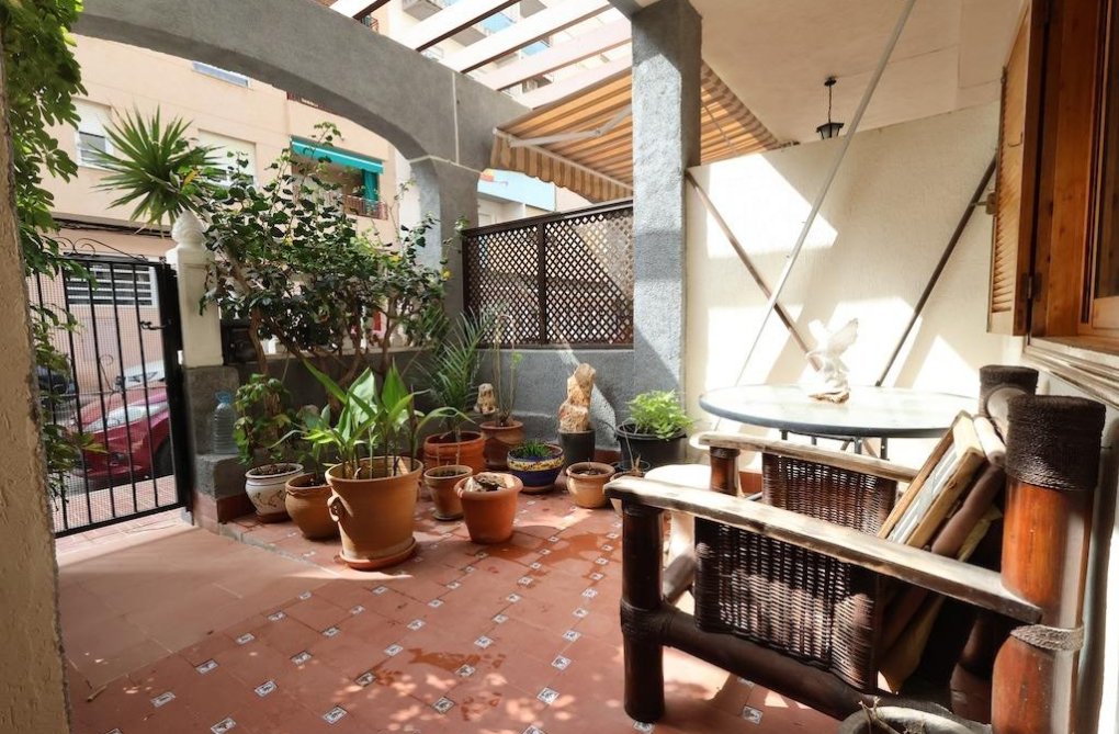 Resale - Bungalow - Torrevieja - Costa Blanca